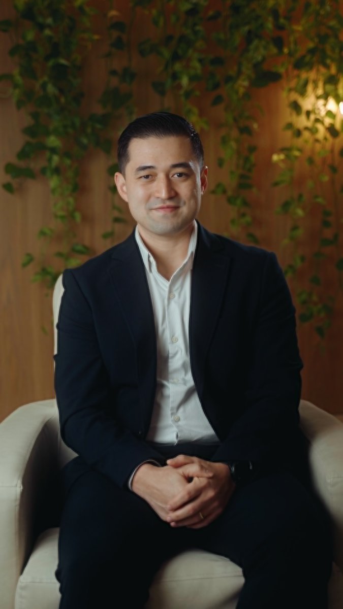 Dr. Lício Araújo — Oftalmologista